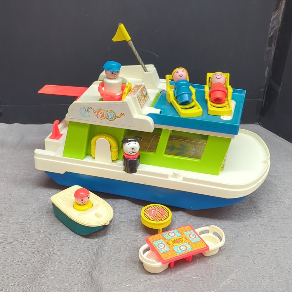 #15- Vintage Fisher Price Little People 1972‎ #985 Happy House Boat + Figures